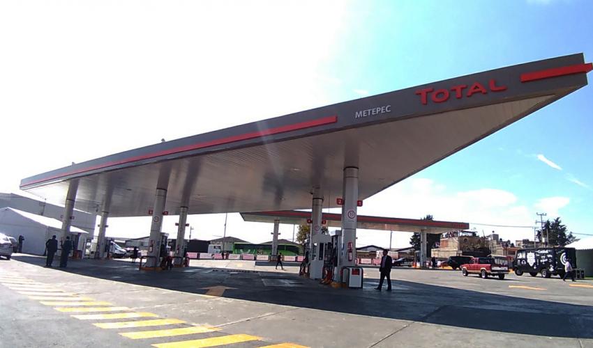 Total inaugura primera gasolinera; va por cinco en febrero